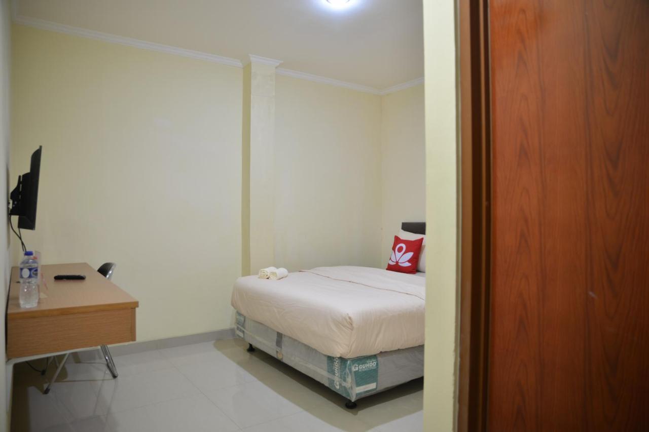 Zen Rooms Near Itc Roxy Mas Jacarta Exterior foto